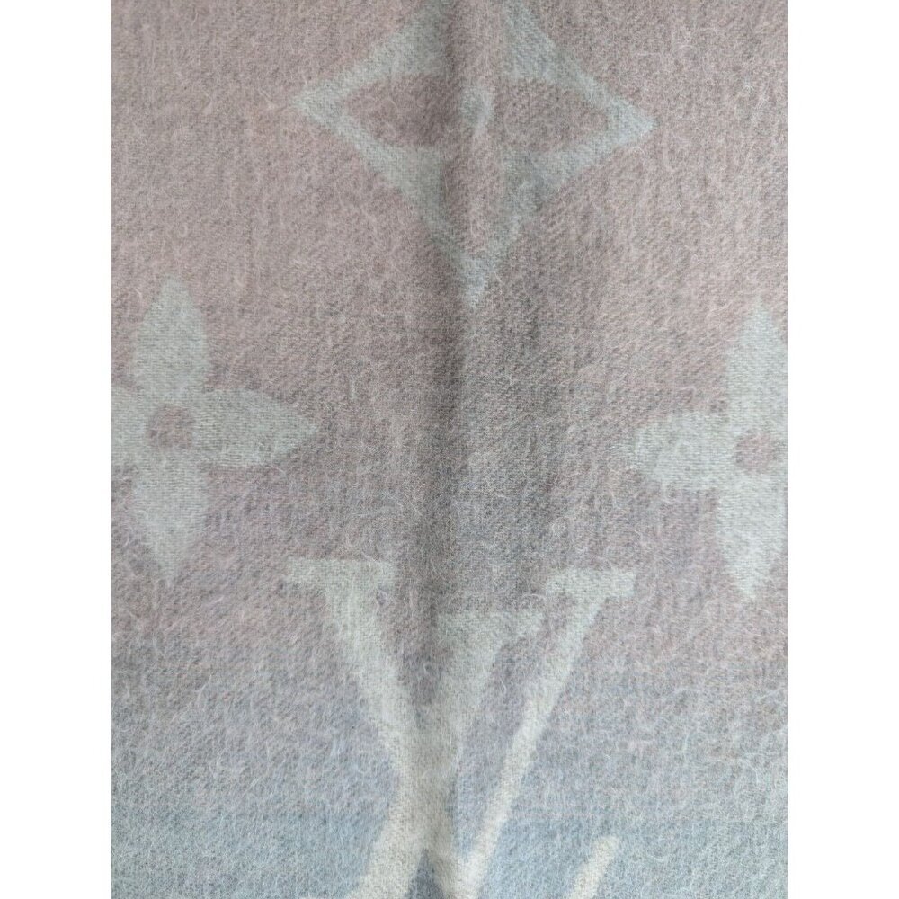Louis Vuitton LV Logo Reykjavik Scarf Gradients 100%Cashmere Made in Italy - Picture 9 of 11